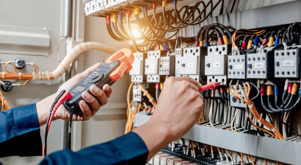 Best Commercial Electrician Services  in Cashmere, WA